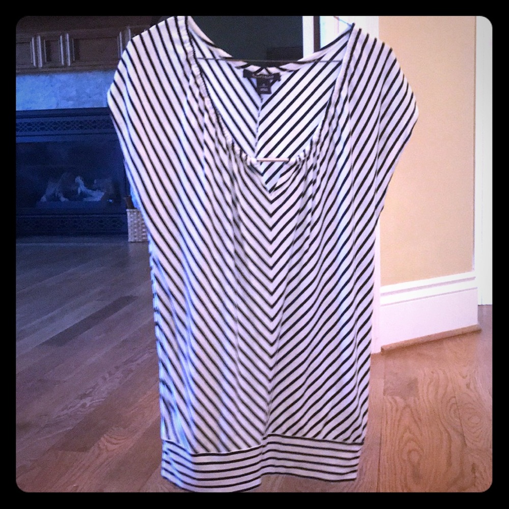 White House Black Market shirt